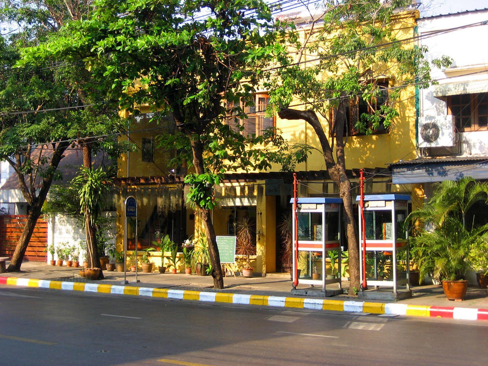 Old Capital Bike Inn - Sha Certified Bangkok Dış mekan fotoğraf